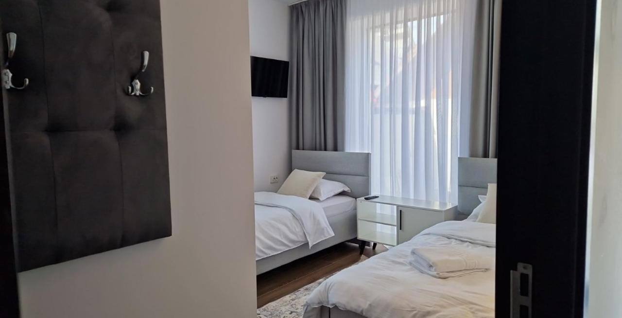Готель Modern House Сигіт Екстер'єр фото